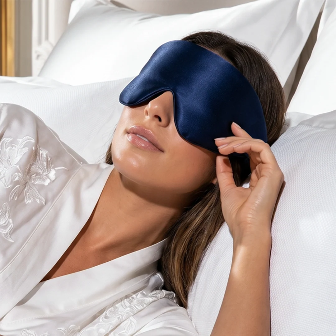 Woman wearing the mask